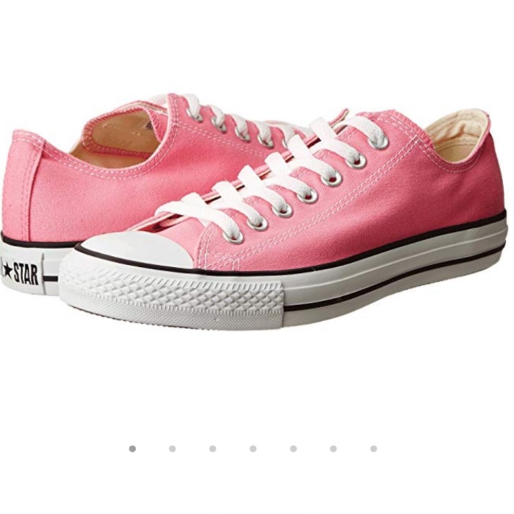 Converse women’s 7.5 EUC